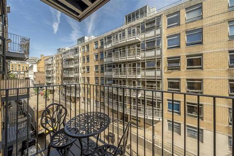 2 bedroom flat for sale, Gainsford Street, London SE1