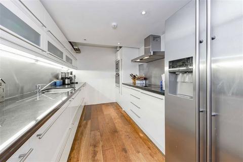 2 bedroom flat for sale, Grange Road, London SE1