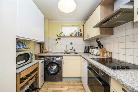 1 bedroom flat for sale, Rotherhithe Street, London SE16