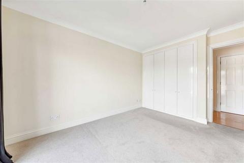 Flat 7, 3 Rainbow Quay, London, SE16 7UF