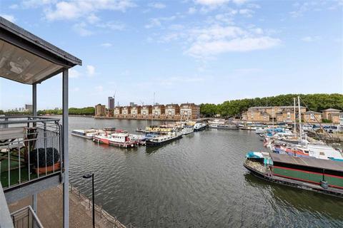 Flat 7, 3 Rainbow Quay, London, SE16 7UF