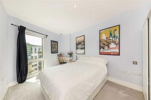 2 bedroom flat for sale, Empire Square East, London SE1