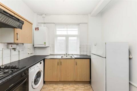 1 bedroom flat for sale, Lynton Estate, London SE1