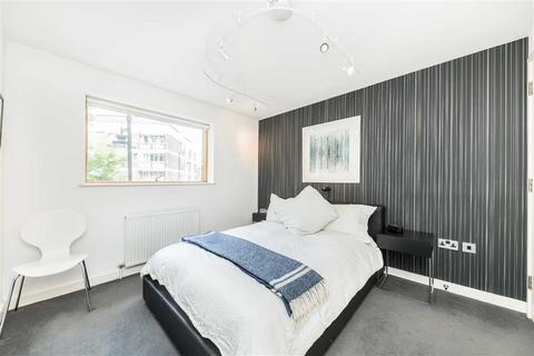 2 bedroom flat for sale, Sun Passage, London SE16