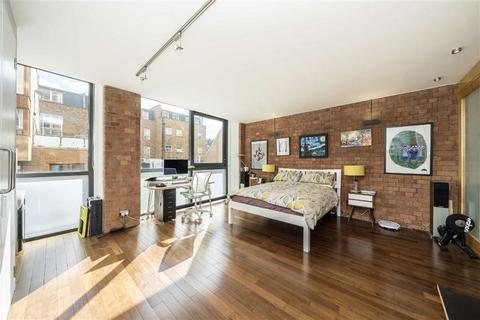 3 bedroom flat for sale, Green Walk, London SE1