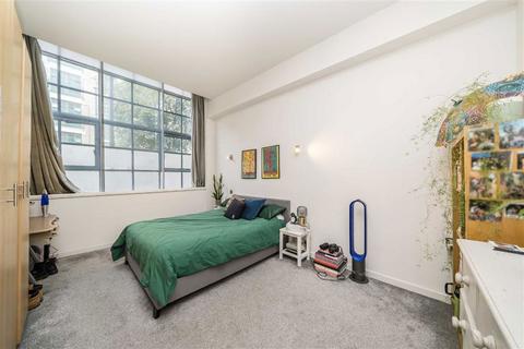 2 bedroom flat for sale, Boss Street, London SE1