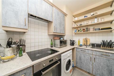 2 bedroom flat to rent, Newington Causeway, London SE1