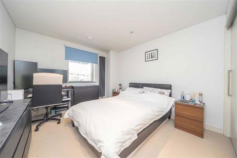 2 bedroom flat for sale, Bermondsey Square, London SE1