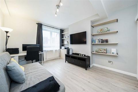 1 bedroom flat for sale, Elim Estate, London SE1