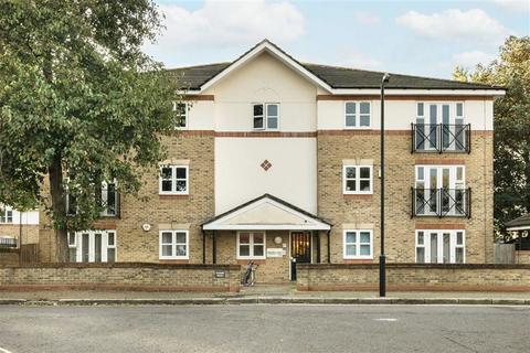 1 bedroom flat for sale, Sherwood Gardens, London SE16