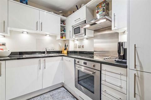 1 bedroom flat to rent, Southwark Bridge Road, London SE1