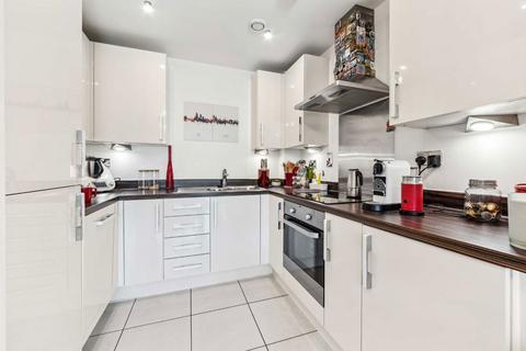 1 bedroom flat for sale, Carlton Vale, London NW6