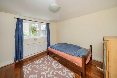 2 bedroom flat for sale, Fernhead Road, Maida Vale W9