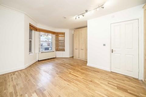 2 bedroom flat for sale, Randolph Avenue, Maida Vale W9