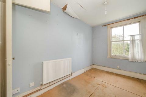 2 bedroom flat for sale, Randolph Avenue, Maida Vale W9