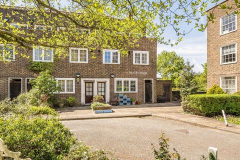 3 bedroom maisonette for sale, Carlton Hill, London NW8