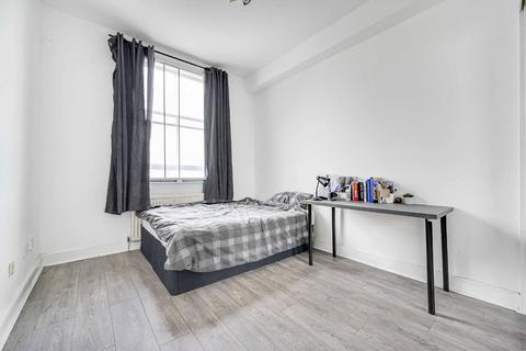 2 bedroom flat to rent, Chippenham Road, Maida Vale W9