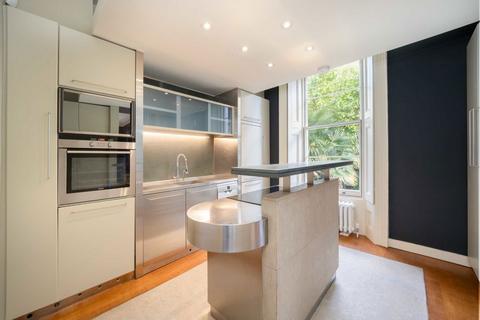 3 bedroom flat to rent, Warwick Avenue, Maida Vale W9