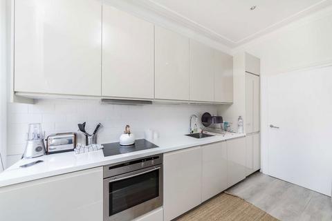 2 bedroom flat to rent, Saltram Crescent, Maida Vale W9