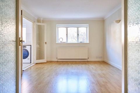 3 bedroom flat for sale, Macroom Road, Maida Vale W9