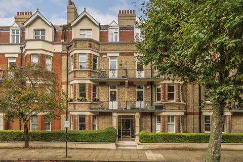 3 bedroom flat for sale, Castellain Road, Maida Vale W9