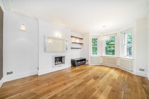 3 bedroom flat for sale, Castellain Road, Maida Vale W9