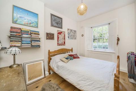 2 bedroom flat for sale, Carlton Vale, London NW6