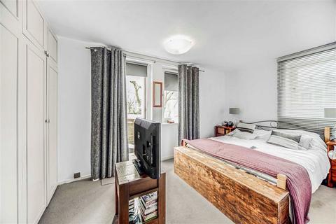 2 bedroom flat for sale, Harewood Avenue, London NW1