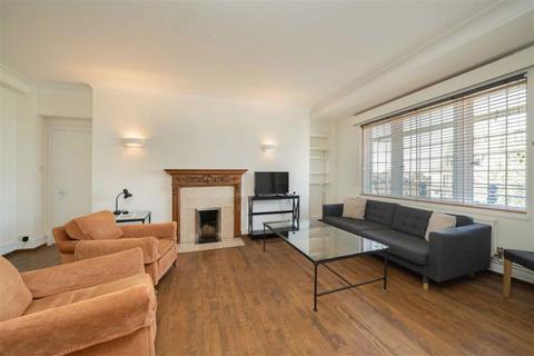 3 bedroom flat for sale, Portland Place, London W1B