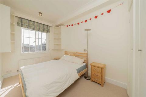 3 bedroom flat for sale, Portland Place, London W1B