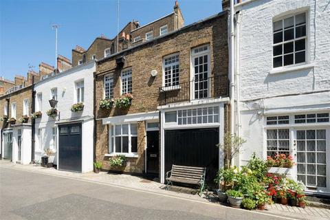 2 bedroom flat to rent, Gloucester Place Mews, London W1U