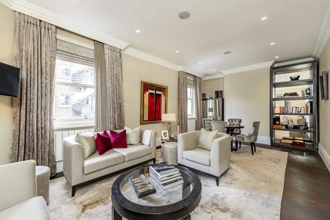 2 bedroom flat for sale, Berkeley Street, London W1J