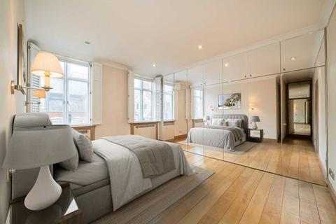 2 bedroom flat to rent, Park Street, London W1K