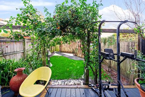 4 bedroom terraced house for sale, Crescent Rise, London N22