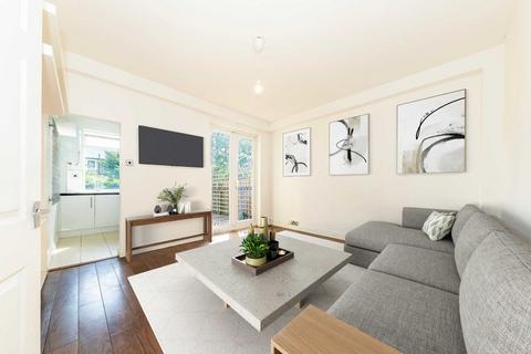 2 bedroom flat for sale, Coniston Road, London N10