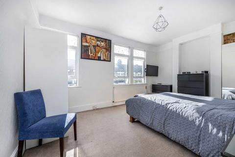 4 bedroom house for sale, Hertford Road, London N2