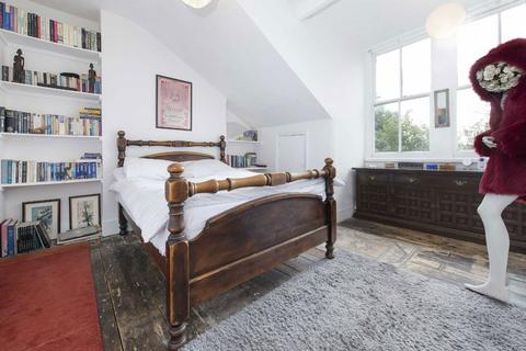 2 bedroom flat for sale, Muswell Hill Road, London N10