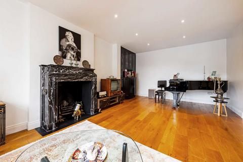 5 bedroom detached house for sale, Powys Lane, London N14