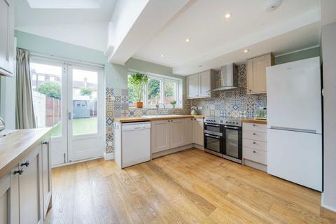 4 bedroom house for sale, Stanley Road, London N11