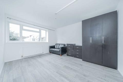 2 bedroom flat for sale, Bounds Green Road, London N11