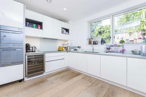 5 bedroom house to rent, Marwood Square, Muswell Hill N10