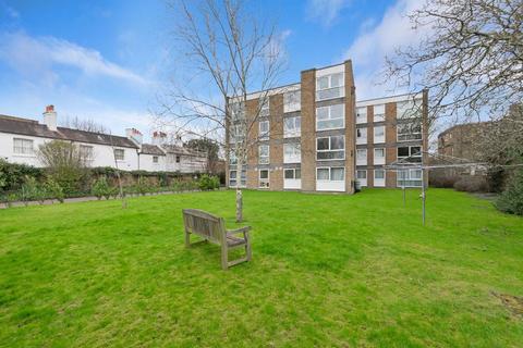 2 bedroom flat for sale, Fortis Green, London N2