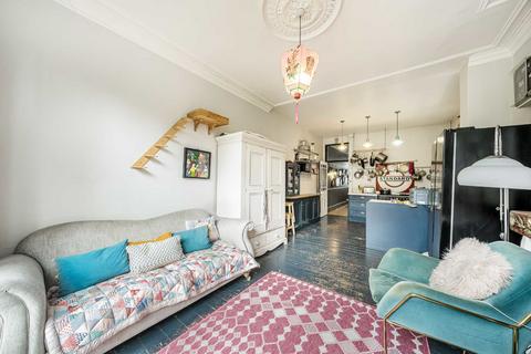 5 bedroom terraced house for sale, Greenham Road, London N10