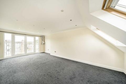 4 bedroom house for sale, Sydney Road, London N10