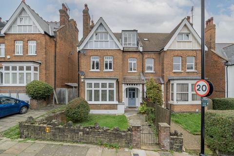 2 bedroom flat for sale, Onslow Gardens, London N10