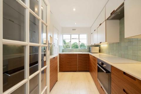 2 bedroom flat for sale, Pages Lane, London N10