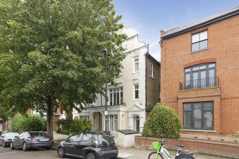 2 bedroom flat to rent, Muswell Road, London N10