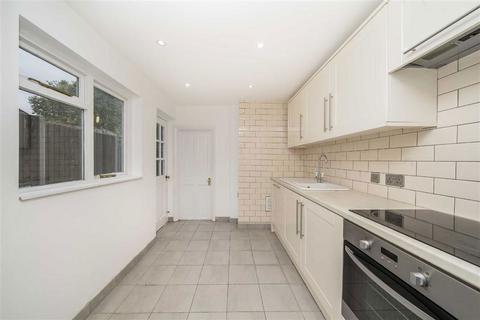 3 bedroom terraced house for sale, Admiral Street, London SE8