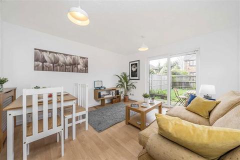 2 bedroom terraced house for sale, Tarragon Close, London SE14