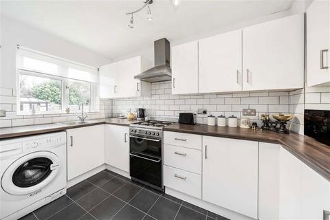 2 bedroom terraced house for sale, Tarragon Close, London SE14